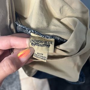 Women’s maternity capris